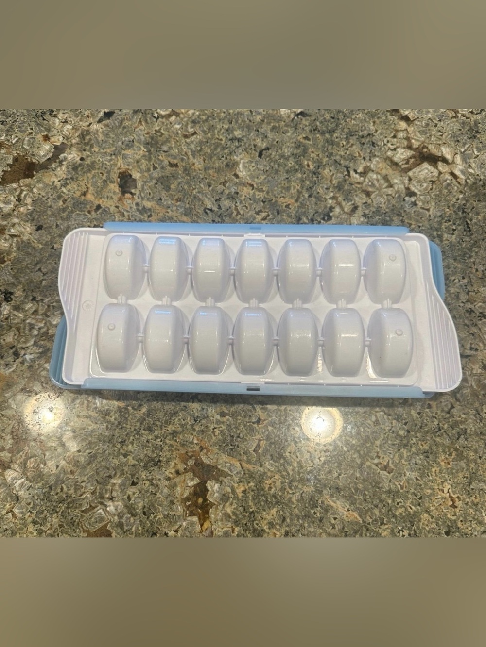 OXO Good Grips Ice Cube Tray with Sliding Lid Blue White BPA Free Freezer Tray